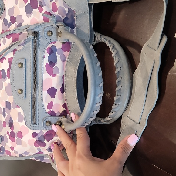 Women’s luxury Balenciaga Limited Edition Authentic  reposhing  yescandoit - Picture 10 of 13